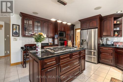 40 Bartok Crescent, Port Colborne, ON - Indoor Photo Showing Kitchen