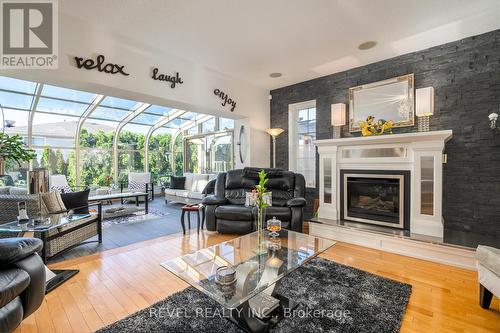 40 Bartok Crescent, Port Colborne, ON - Indoor Photo Showing Living Room With Fireplace