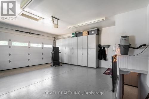 40 Bartok Crescent, Port Colborne, ON - Indoor Photo Showing Garage