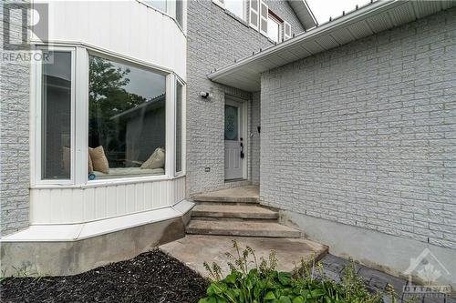 1233 Dussere Street, Ottawa, ON - Outdoor