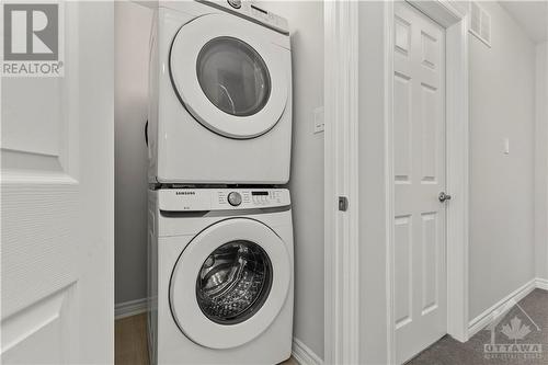 43 Caspian Row, Ottawa, ON - Indoor Photo Showing Laundry Room