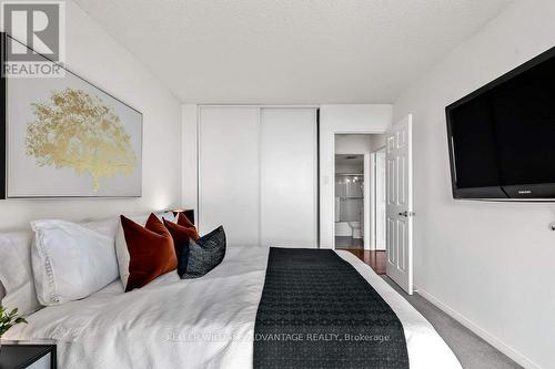 2309 - 131 Beecroft Road, Toronto (Lansing-Westgate), ON - Indoor Photo Showing Bedroom