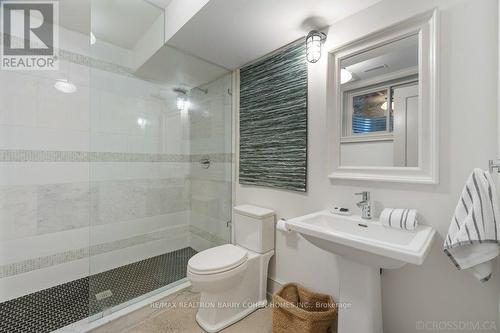 23 Lytton Boulevard, Toronto (Lawrence Park South), ON - Indoor Photo Showing Bathroom