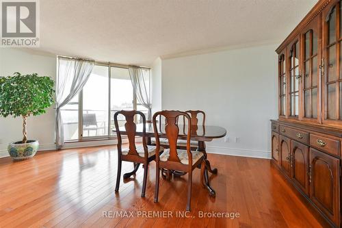 1711 - 268 Ridley Boulevard, Toronto, ON - Indoor Photo Showing Dining Room