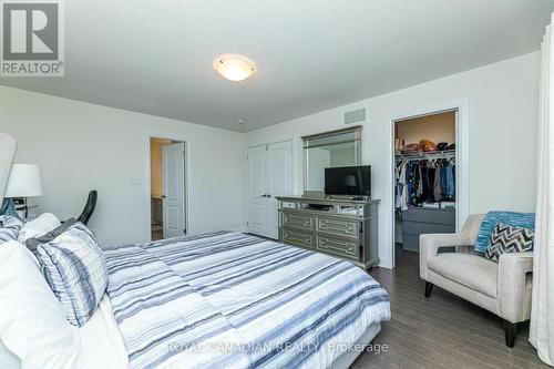 181 Westfield Drive, Whitby, ON - Indoor Photo Showing Bedroom