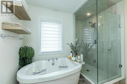 181 Westfield Drive, Whitby, ON - Indoor Photo Showing Bathroom