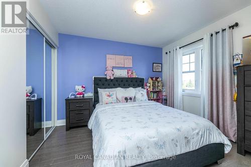 181 Westfield Drive, Whitby, ON - Indoor Photo Showing Bedroom