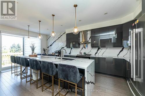 181 Westfield Drive, Whitby, ON - Indoor Photo Showing Kitchen With Double Sink With Upgraded Kitchen