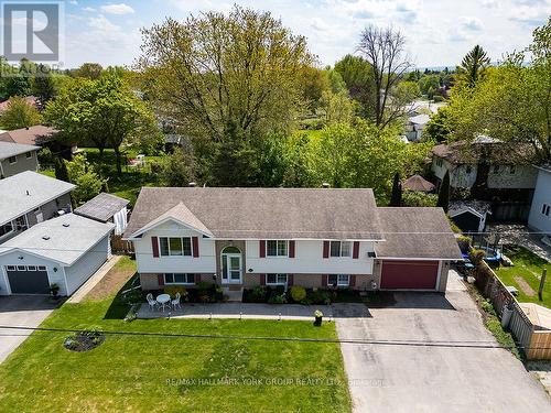 90 Manning Avenue, Collingwood, ON - Outdoor With Facade