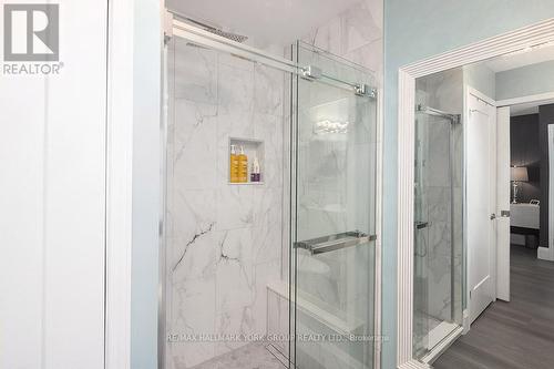 90 Manning Avenue, Collingwood, ON - Indoor Photo Showing Bathroom