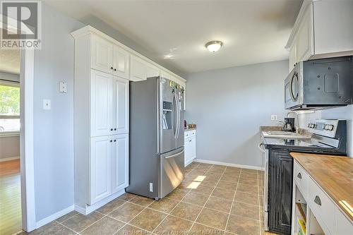 519 Richmond Street, Amherstburg, ON - Indoor Photo Showing Kitchen