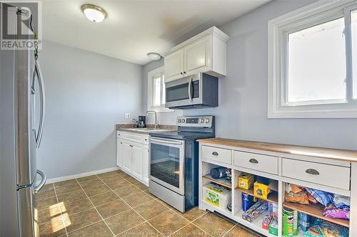 519 Richmond Street, Amherstburg, ON - Indoor Photo Showing Kitchen