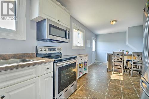 519 Richmond Street, Amherstburg, ON - Indoor Photo Showing Kitchen