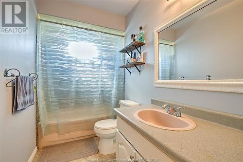 519 Richmond Street, Amherstburg, ON - Indoor Photo Showing Bathroom