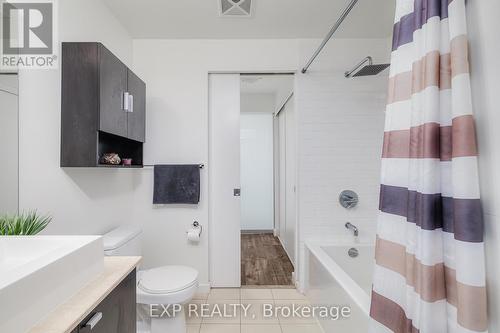 1913 - 103 The Queensway, Toronto, ON - Indoor Photo Showing Bathroom