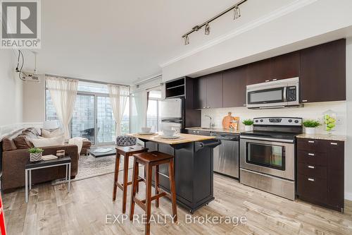 1913 - 103 The Queensway, Toronto, ON - Indoor Photo Showing Kitchen