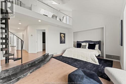 366 Elmgrove Drive, Lakeshore, ON - Indoor Photo Showing Bedroom