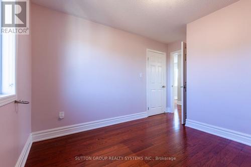 2064 Golden Orchard Trail, Oakville, ON - Indoor Photo Showing Other Room