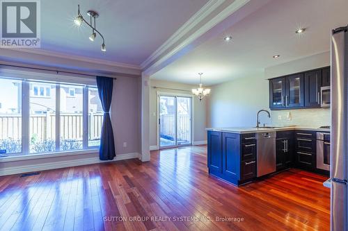 2064 Golden Orchard Trail, Oakville, ON - Indoor Photo Showing Other Room