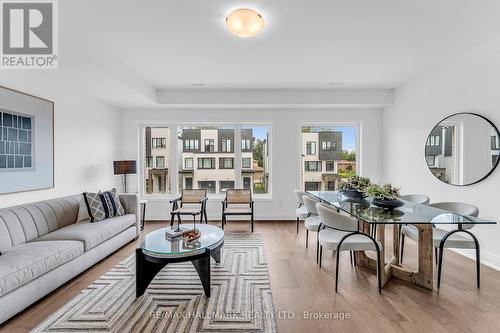 9 Persica Street, Richmond Hill (Oak Ridges), ON - Indoor Photo Showing Living Room