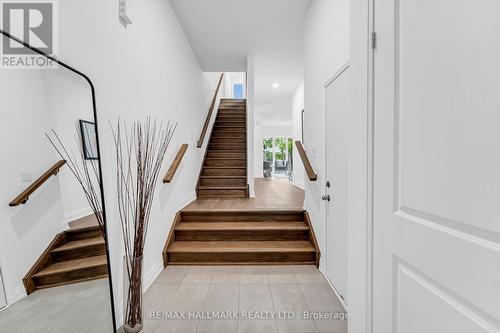 9 Persica Street, Richmond Hill (Oak Ridges), ON - Indoor Photo Showing Other Room