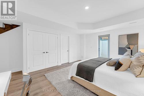 9 Persica Street, Richmond Hill, ON - Indoor Photo Showing Bedroom