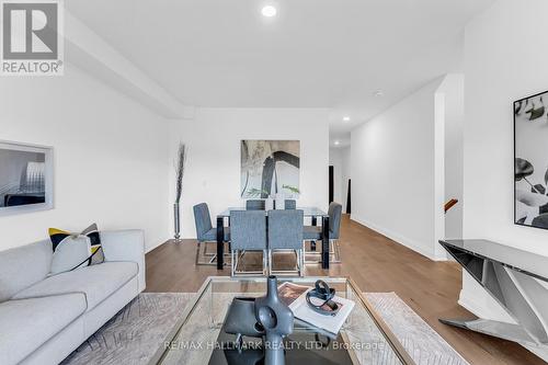 9 Persica Street, Richmond Hill, ON - Indoor Photo Showing Living Room