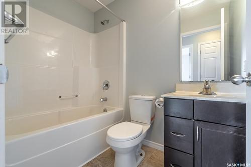 3308 Green Bank Road, Regina, SK - Indoor Photo Showing Bathroom