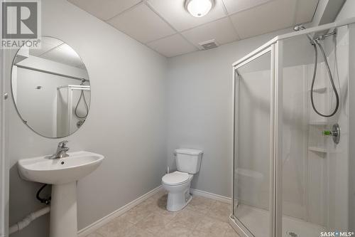 3308 Green Bank Road, Regina, SK - Indoor Photo Showing Bathroom