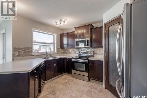 3308 Green Bank Road, Regina, SK - Indoor Photo Showing Kitchen