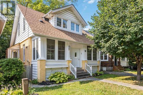 7 Carfrae Crescent, London, ON - Outdoor With Facade