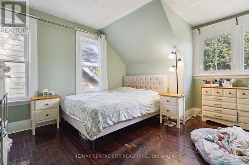 7 Carfrae Crescent, London, ON - Indoor Photo Showing Bedroom