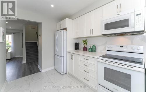 138 Ashton Crescent, Brampton (Central Park), ON - Indoor Photo Showing Kitchen