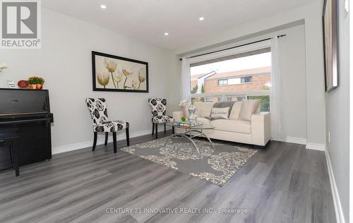 138 Ashton Crescent, Brampton (Central Park), ON - Indoor Photo Showing Living Room