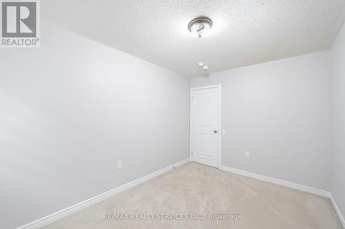 15 Deer Ridge Trail, Caledon, ON - Indoor Photo Showing Other Room