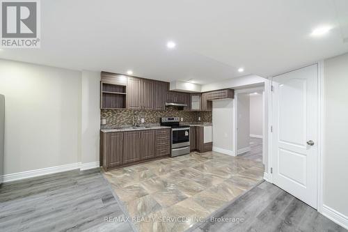 15 Deer Ridge Trail, Caledon, ON - Indoor Photo Showing Kitchen