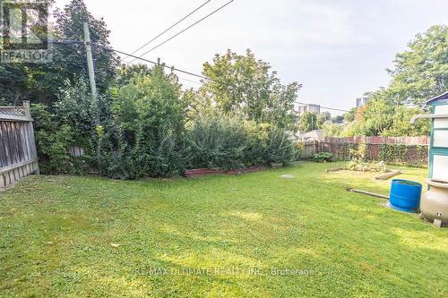 27 Harrow Drive, Toronto (Brookhaven-Amesbury), ON - Outdoor With Backyard