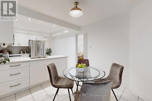 42 Brownstone Circle, Vaughan (Crestwood-Springfarm-Yorkhill), ON - Indoor Photo Showing Dining Room