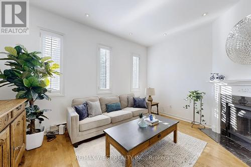 42 Brownstone Circle, Vaughan (Crestwood-Springfarm-Yorkhill), ON - Indoor Photo Showing Living Room With Fireplace