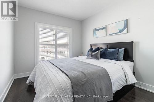 595 Mermaid Crescent, Mississauga, ON - Indoor Photo Showing Bedroom