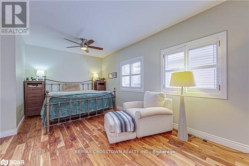 1104 Alfred Street, Innisfil, ON - Indoor Photo Showing Bedroom