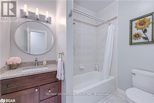 1104 Alfred Street, Innisfil, ON - Indoor Photo Showing Bathroom