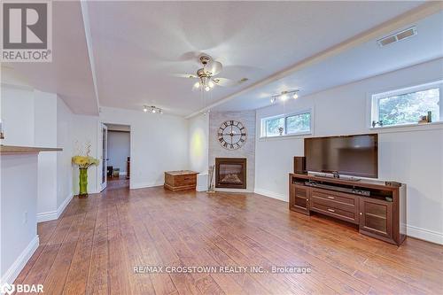 1104 Alfred Street, Innisfil, ON - Indoor With Fireplace