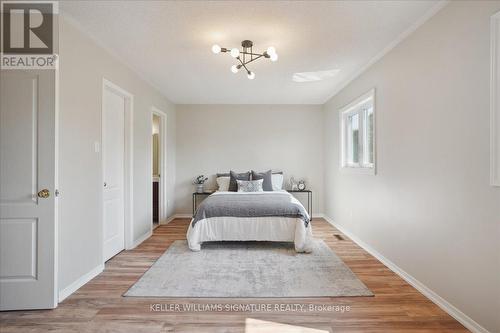 32 Wakefield Lane, Hamilton (Waterdown), ON - Indoor Photo Showing Bedroom