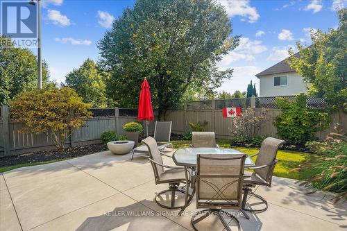 32 Wakefield Lane, Hamilton, ON - Outdoor With Deck Patio Veranda