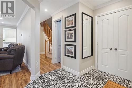 32 Wakefield Lane, Hamilton (Waterdown), ON - Indoor Photo Showing Other Room