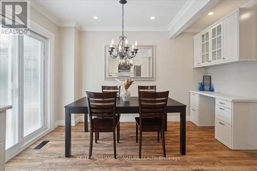 32 Wakefield Lane, Hamilton, ON - Indoor Photo Showing Dining Room