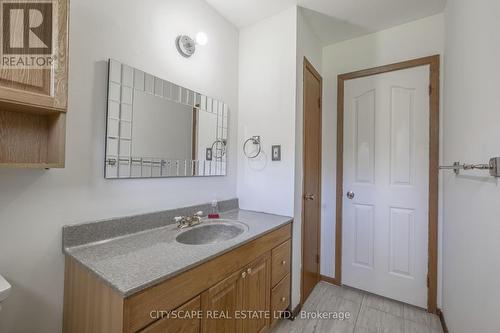 1195 Moira Street W, Quinte West, ON - Indoor Photo Showing Bathroom