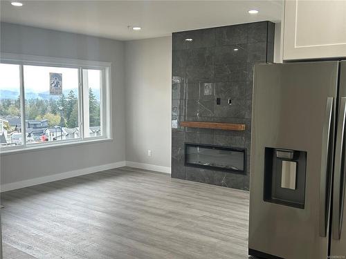 7059 Brailsford Pl, Sooke, BC - Indoor Photo Showing Living Room With Fireplace