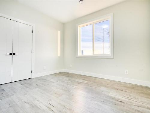 1303 Sandstone Lane, Langford, BC - Indoor Photo Showing Other Room